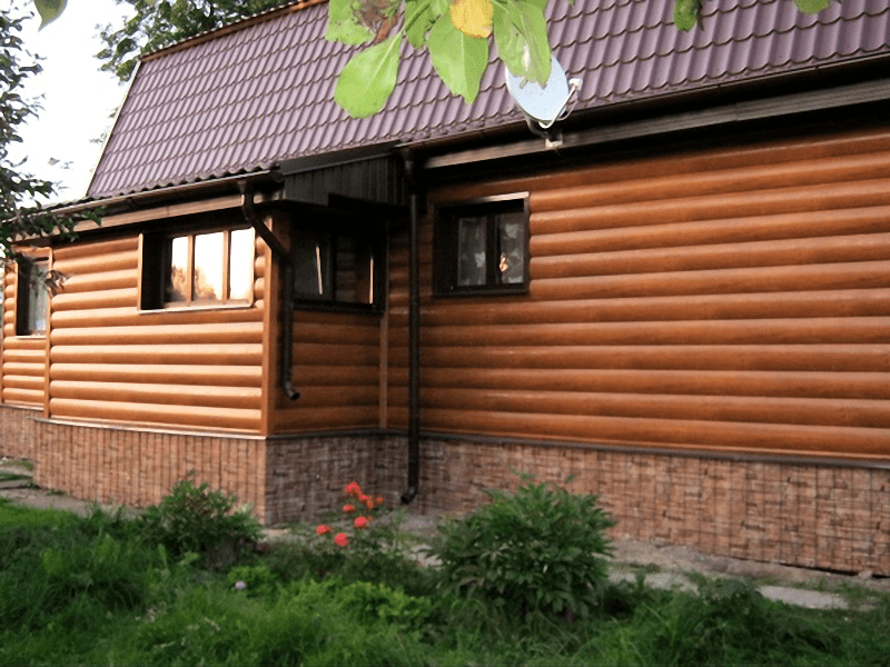 Купить в г. Кингисеппе, с доставкой сайдинг Grandline Блок Хаус